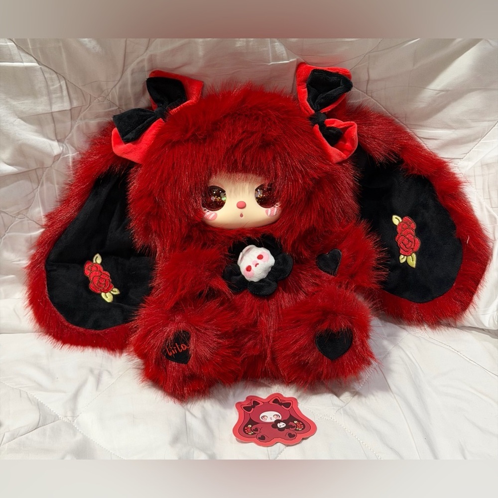 Liila 600% Tea Time w/ my Girl Special Edition. Liquid Gold Glitter Eyes + Chef